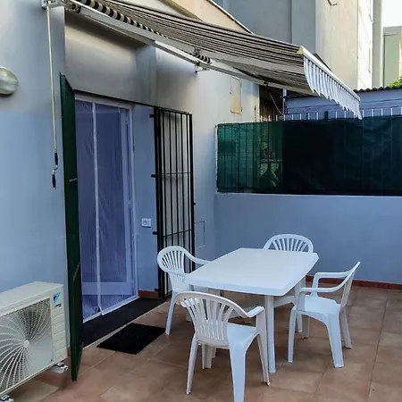 Karina, To The With Terrace And Private Parking * Savona