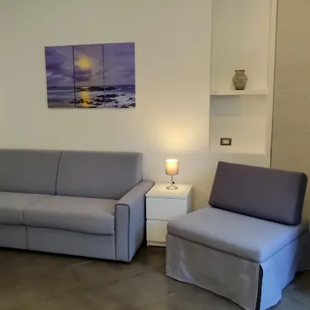 公寓 Karina, To The With Terrace And Private Parking