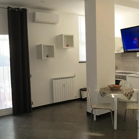 Karina, To The With Terrace And Private Parking 公寓 *