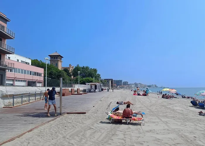 Апартаменты Karina, To The With Terrace And Private Parking Савона